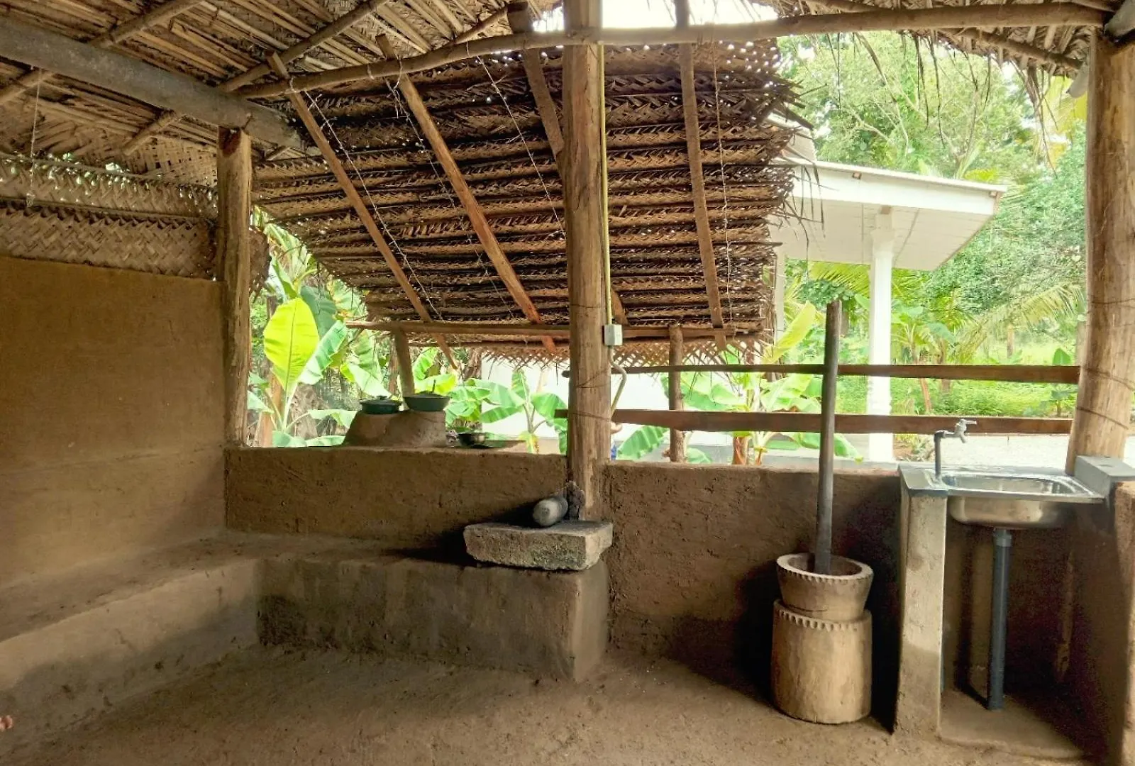 Nirwana Resort Habarana 0*,